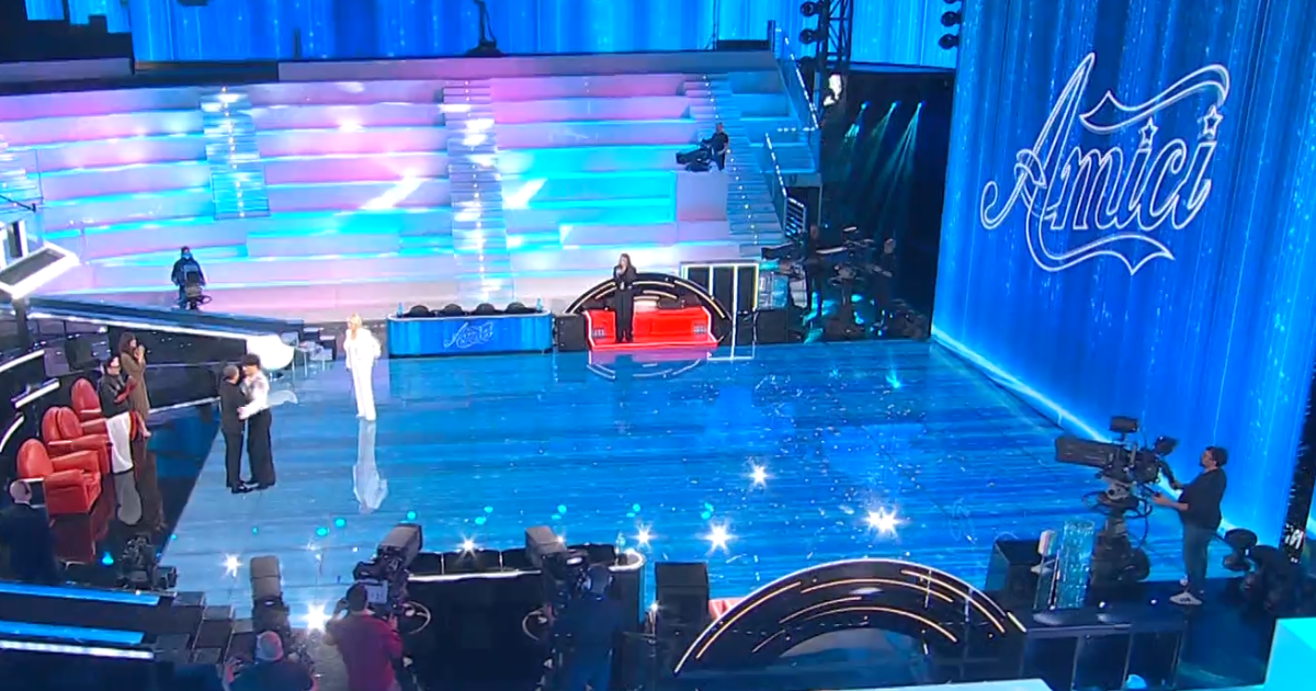 Amici 25 Serale, prima puntata: chi sono i due allievi al ballottaggio finale