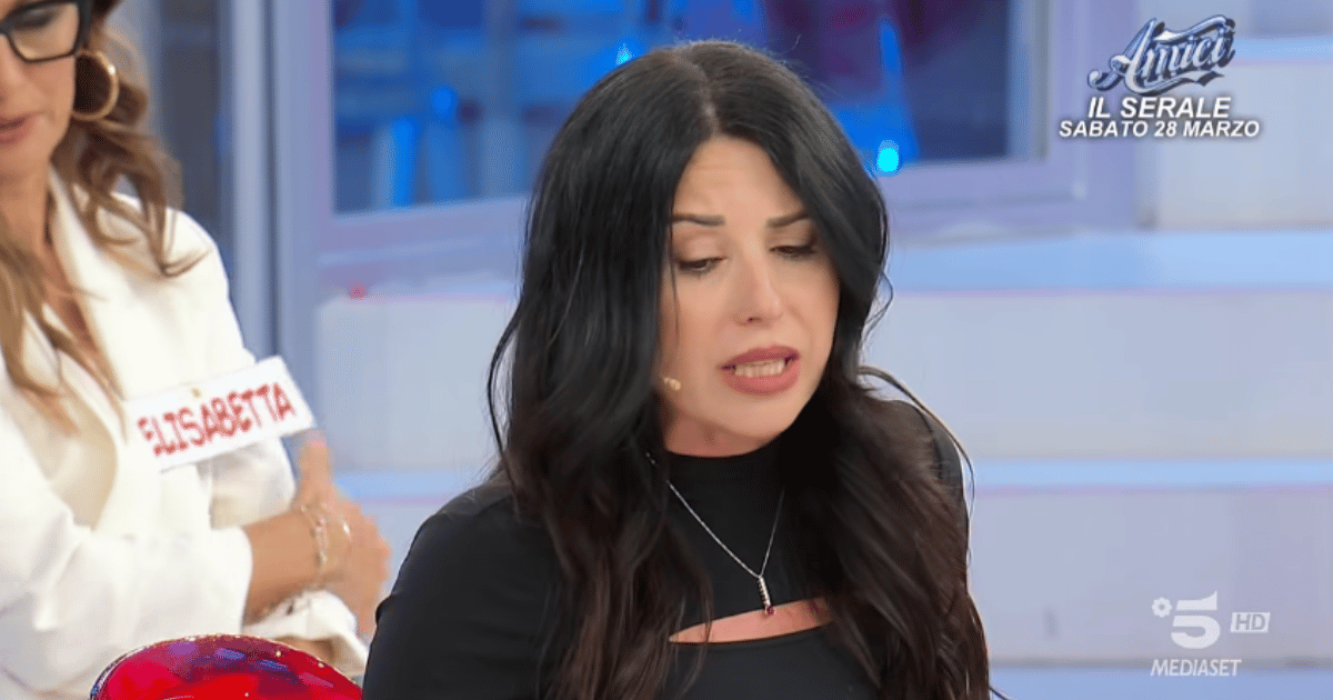 Uomini e Donne, scintille in studio Rosanna Siino esplode: “Vaff******”