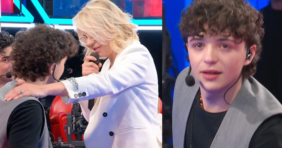 Lorenzo attacco di panico Serale Amici 25