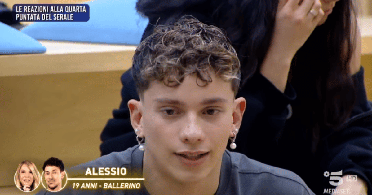 Amici 25, la reazione di Alessio dopo la quarta puntata del serale: “Non mi piace mostrarmi fragile”, le sue paorle