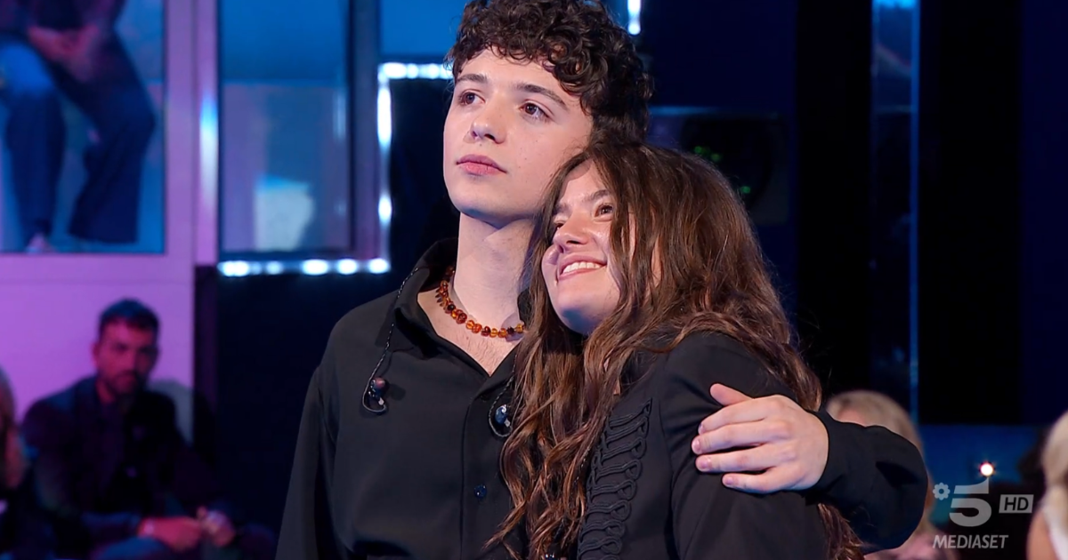Elena eliminata Amici 25