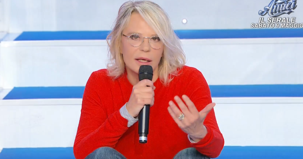 Maria De Filippi taglia lite Uomini e Donne