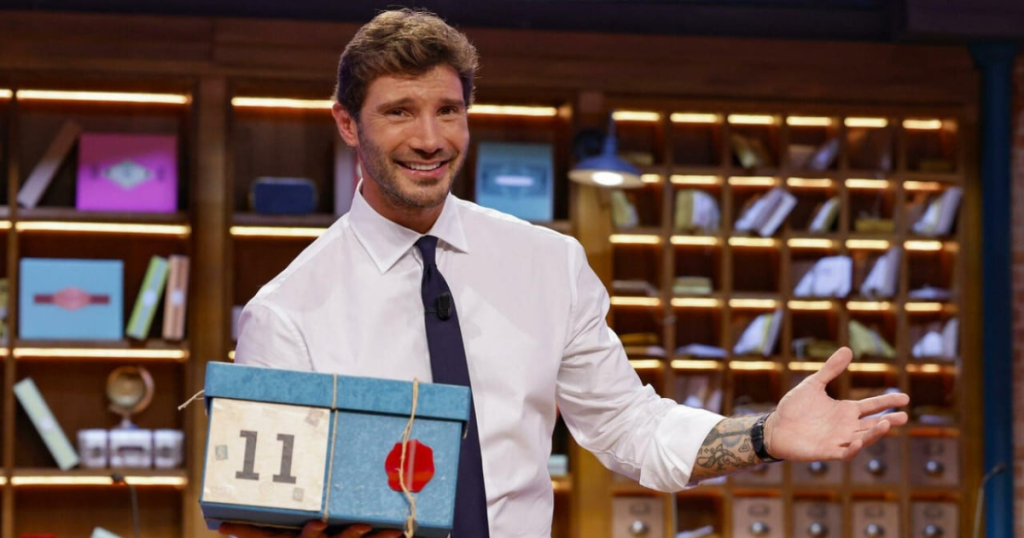 affari tuoi stefano de martino