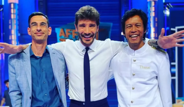 Affari Tuoi : Nella nuova edizione non c’è posto per Lupo e Thanat: Cosa ha dichiarato Pierluigi Lupo in merito all’assenza nel programma