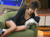 GF Vip, Megan Ria senza filtri: “Sono qui solo per i soldi, poi me ne vado”