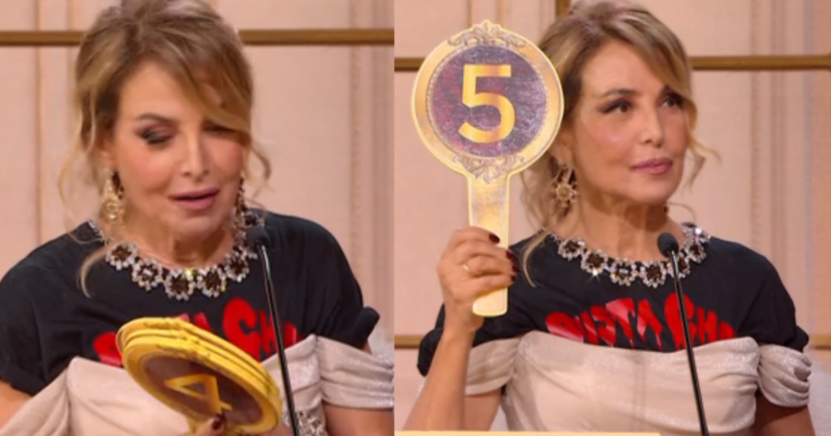 Photo: mondotv24.it Barbara D'Urso Debuts on Ballando con le Stelle