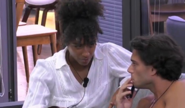GF Vip, Megan Ria dà il due di picche a Giacomo Gallani: “Non voglio giocare con te”
